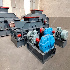 1500x800對輥制砂機 大型制砂機設備發貨