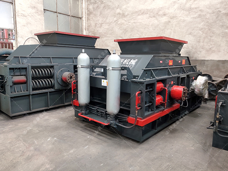 河南液壓對輥制砂機報價,碎石機生產廠家哪里有? 河南液壓對輥制砂機報價,碎石機生產廠家哪里有?