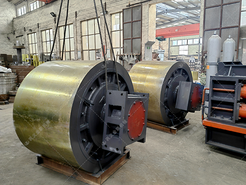 1510型液壓對輥破碎機 1510型液壓對輥破碎機