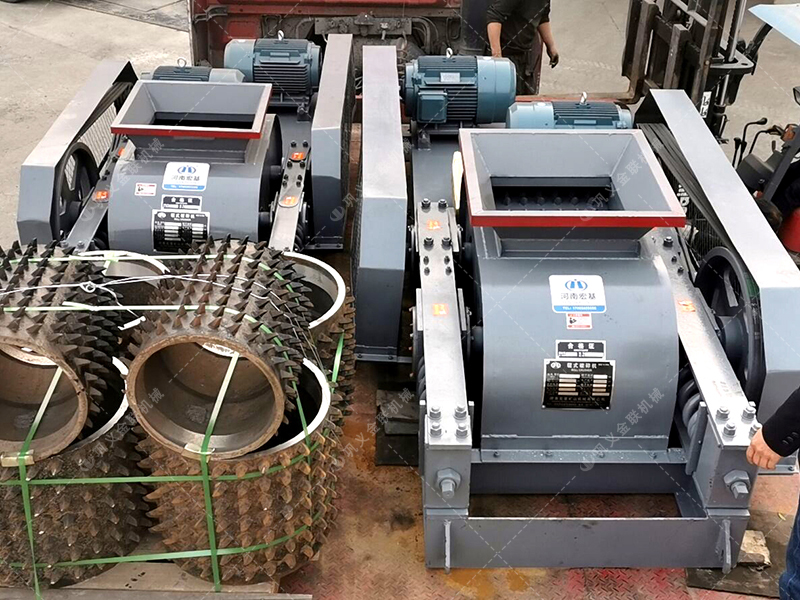 炭渣塊破碎選用雙齒輥破碎機(jī),其工作原理及優(yōu)勢(shì)有哪些? 炭渣塊破碎選用雙齒輥破碎機(jī),其工作原理及優(yōu)勢(shì)有哪些?