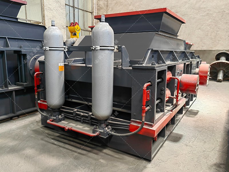 液壓對輥機,讓您的制砂之路暢通無阻! 液壓對輥機,讓您的制砂之路暢通無阻!