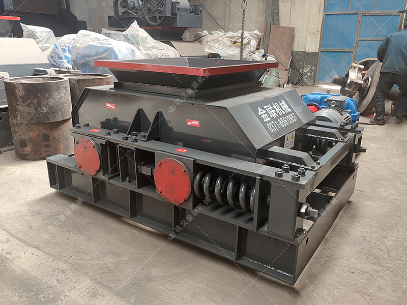 石灰石破碎生產線配雙齒輥合適嗎？關鍵看這2個指標！